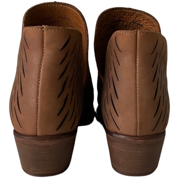 Steve Madden, Size 8 Booties - Picture 3 of 6